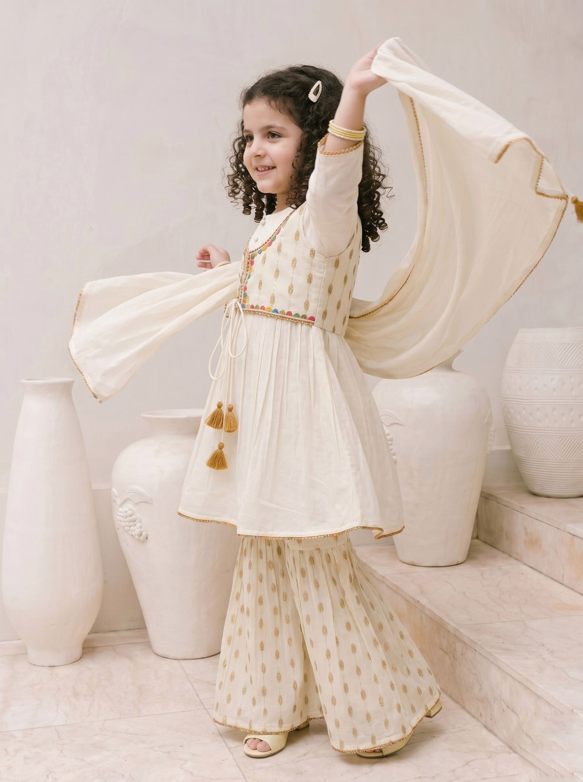 Royal Ivory Flair